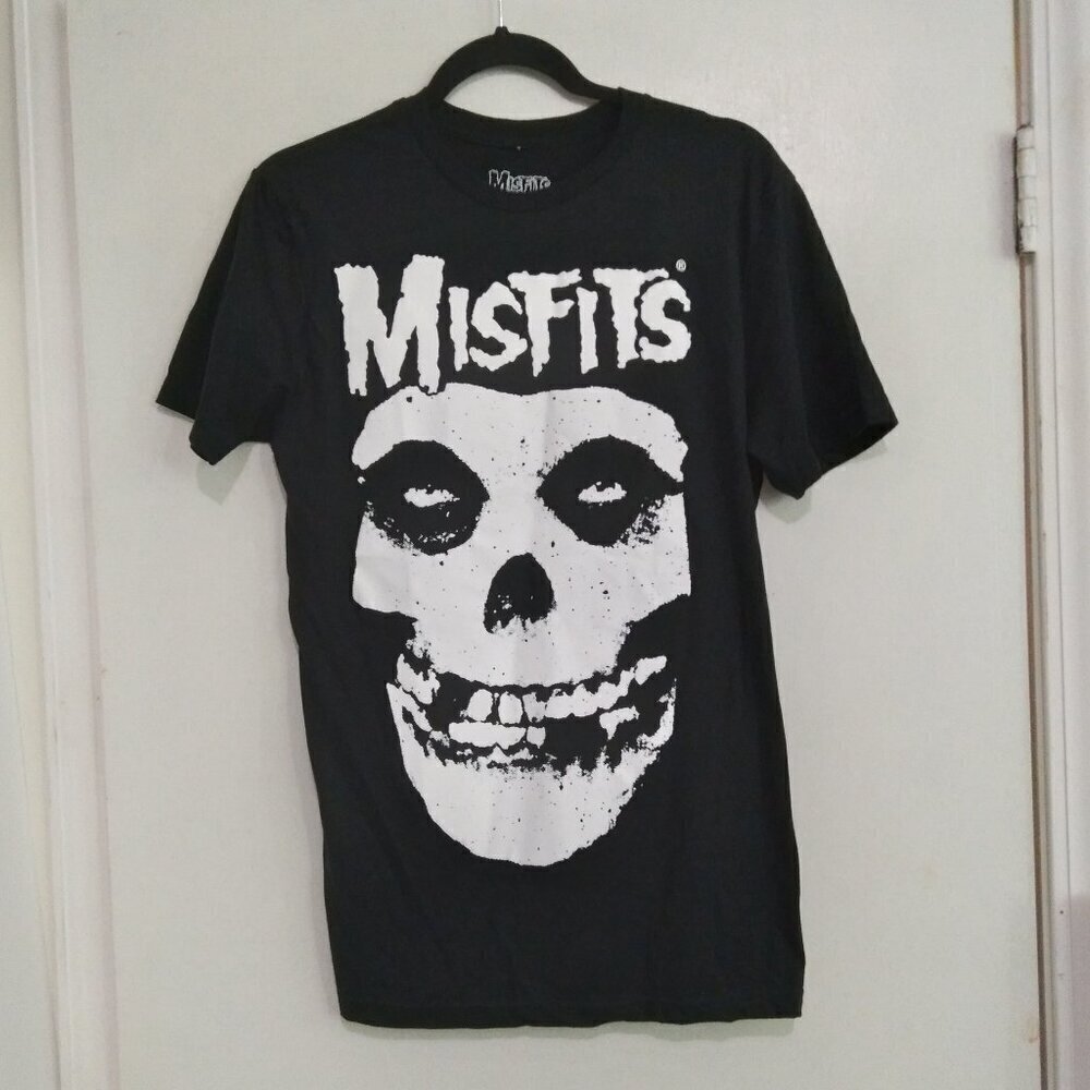 Misfits Tagless Crew Neck 100% Cotton Tee Shirts NWT ~ 6 Sizes Available